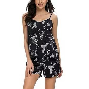 Adorable Boutique-Bought Crane Print Satin Pajama Set, Size Large